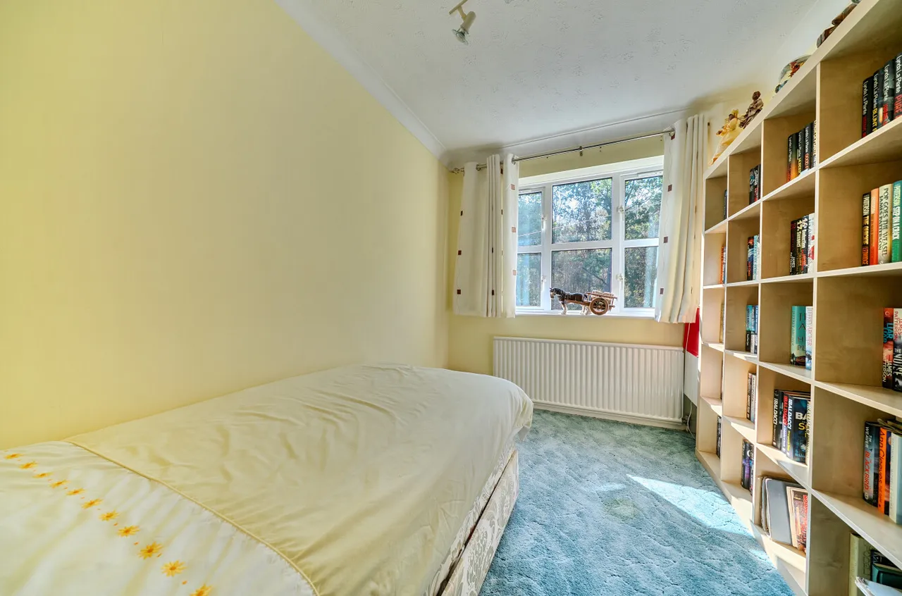 Velmead Road, Fleet, Hampshire, GU52 7LZ, photo 9