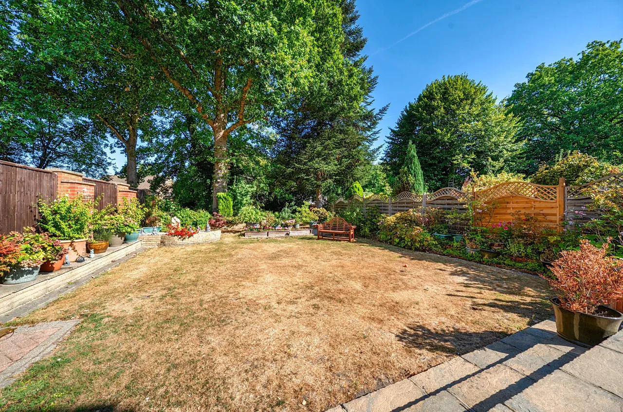 Velmead Road, Fleet, Hampshire, GU52 7LZ, photo 6
