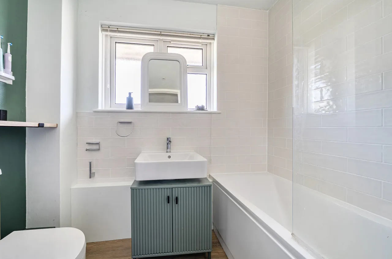 Ashburton Close, Alresford, SO24, photo 7