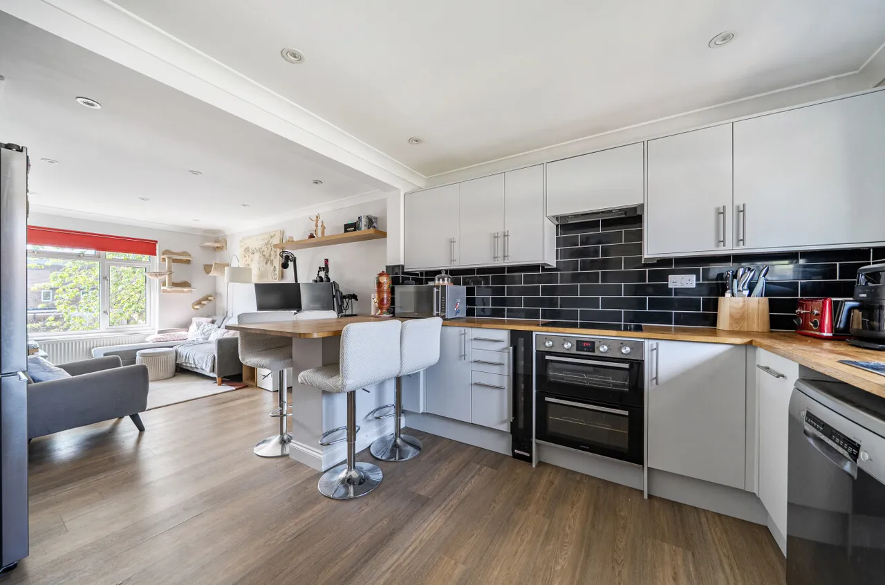 Ashburton Close, Alresford, SO24, photo 4