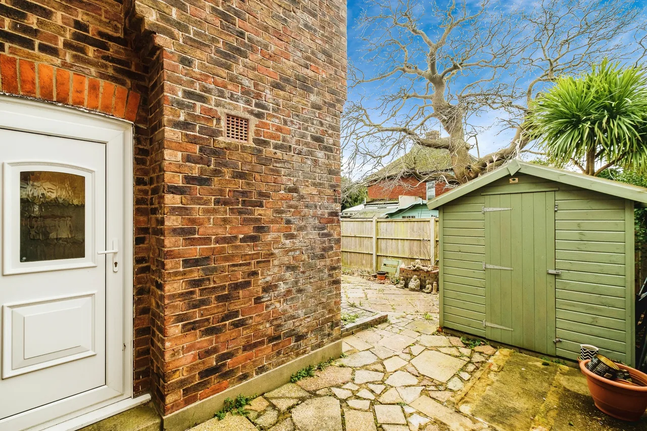 The Grangeway, Rustington, BN16, photo 25