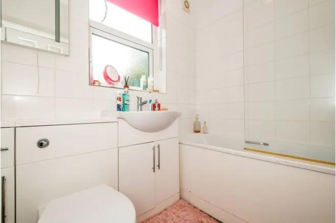 The Grangeway, Rustington, BN16, photo 22