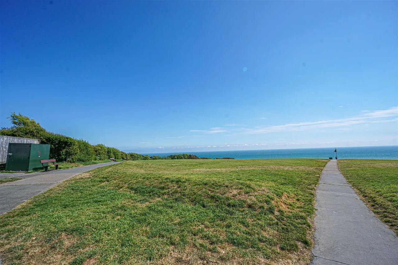 Alpine Road, Hastings, photo 4