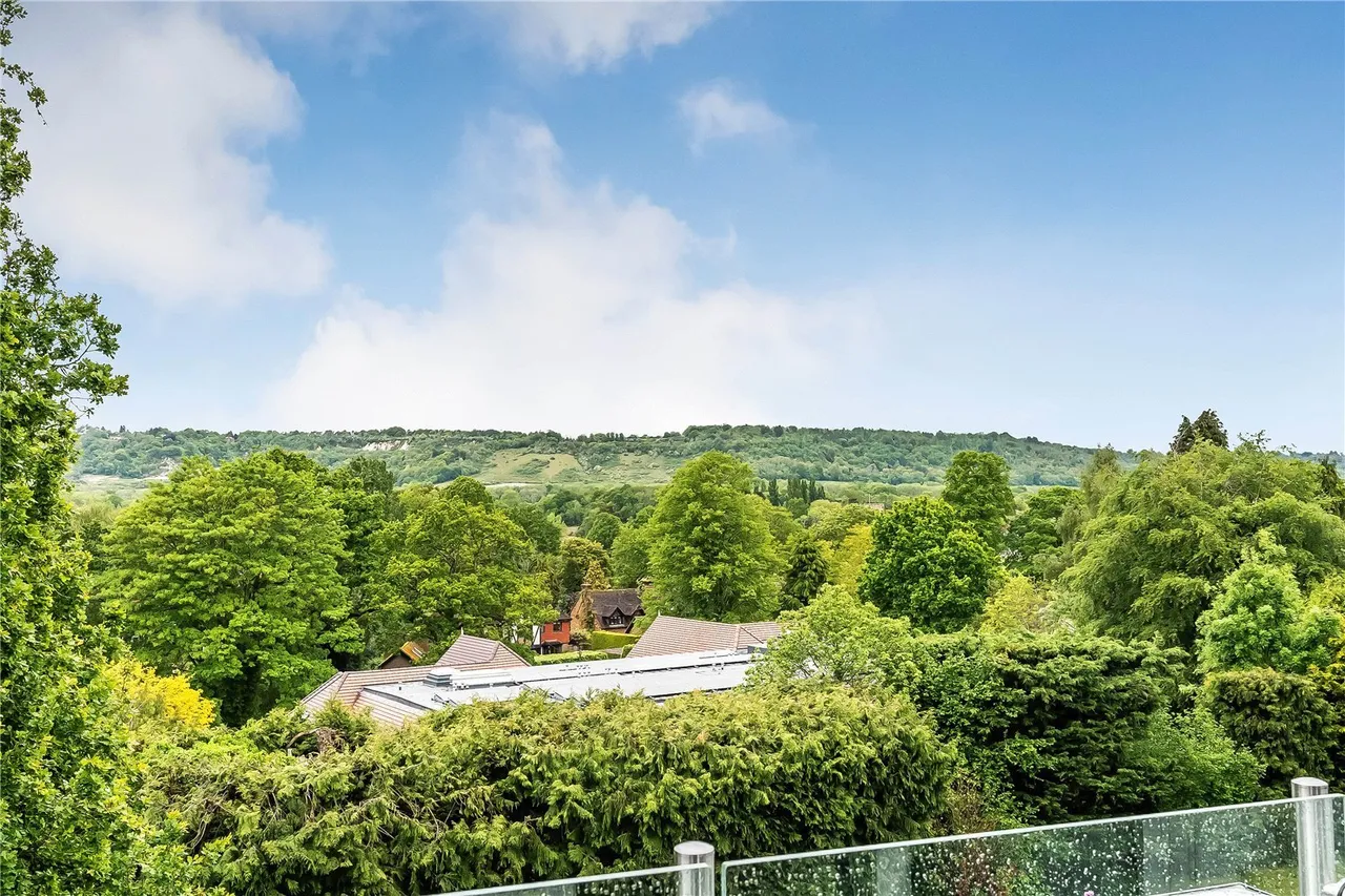West Hill, Oxted, RH8, photo 2