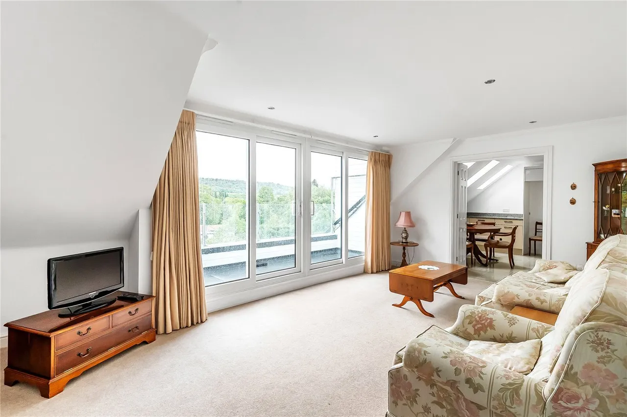 West Hill, Oxted, RH8, photo 3