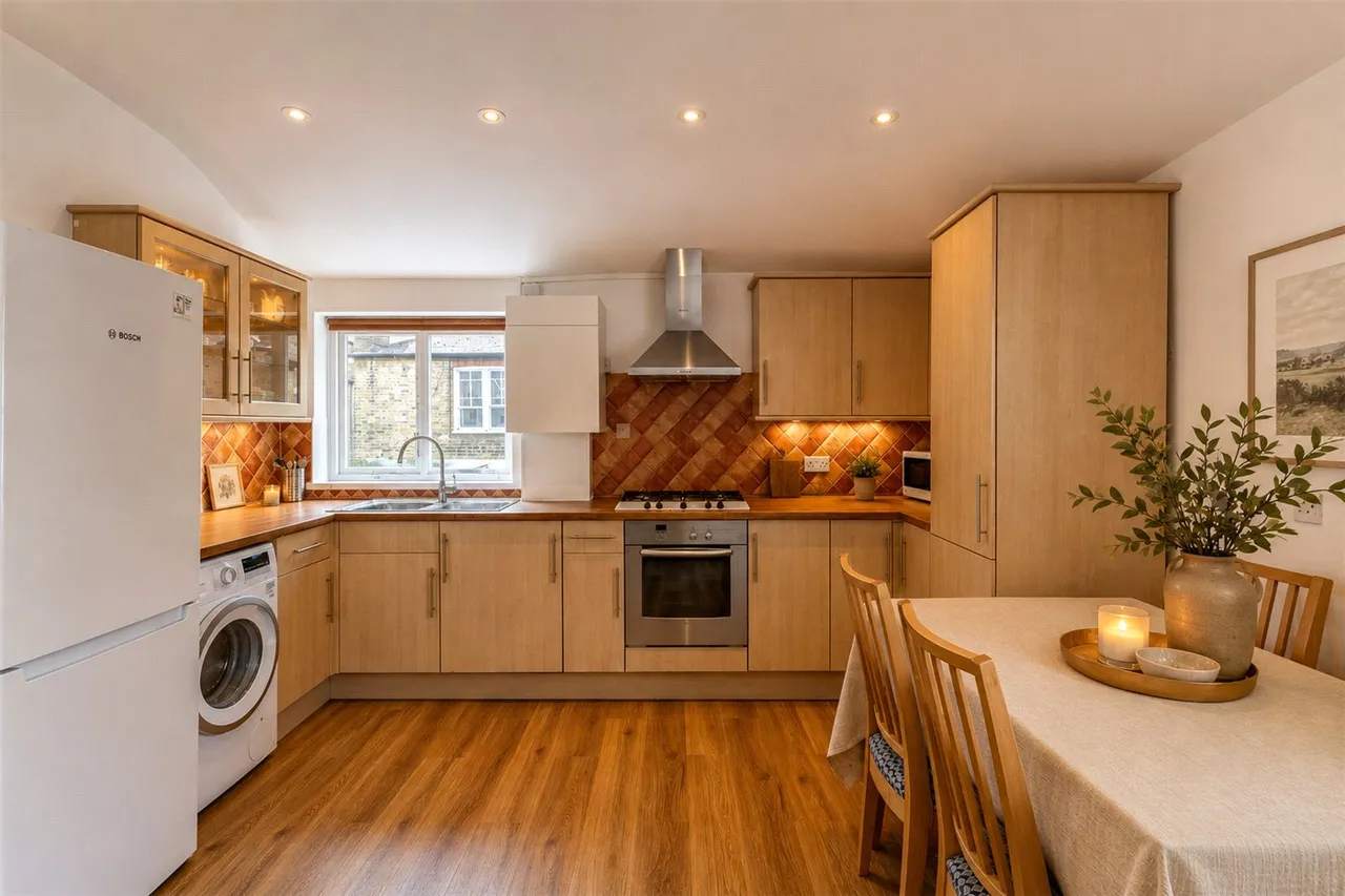 Aristotle Road, London, SW4, photo 8