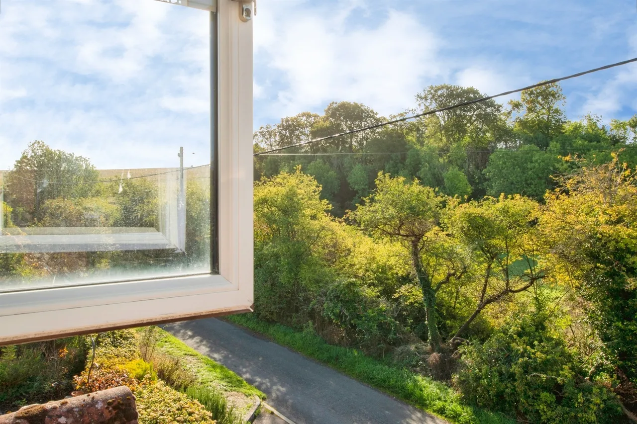 Field View, Enford, SN9, photo 11