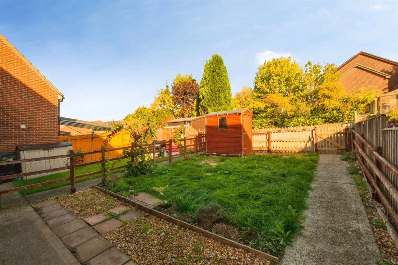 Field View, Enford, SN9, photo 14