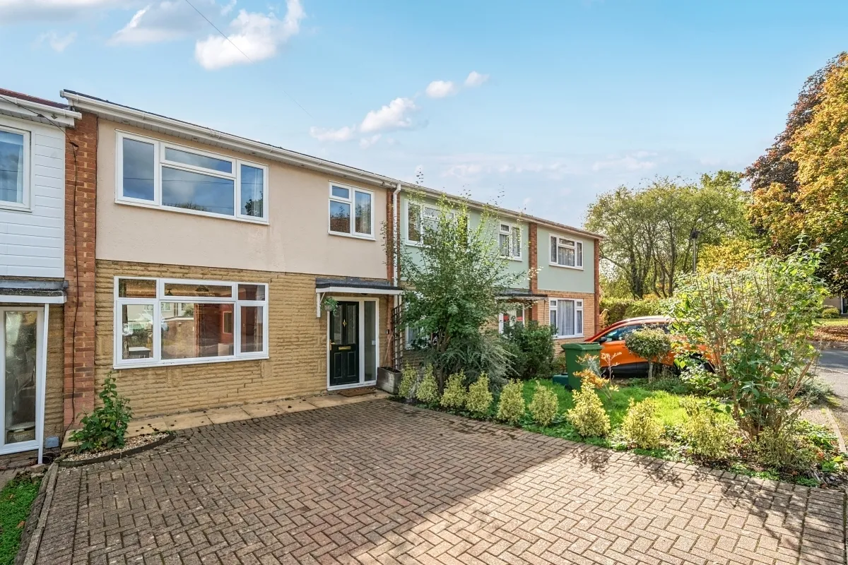 3 bed house to rent, The Greenway High Wycombe, HP10