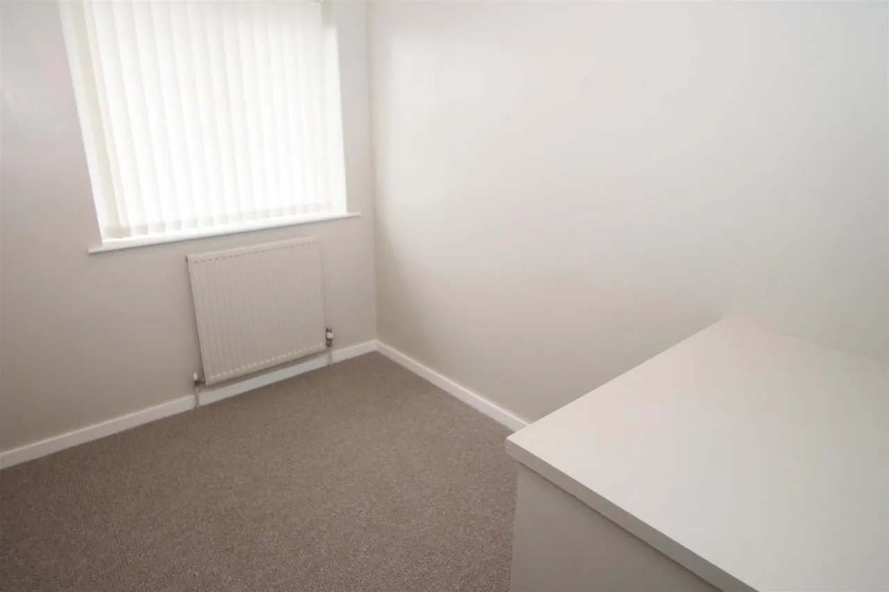 Quantock Close, Halesowen, photo 6