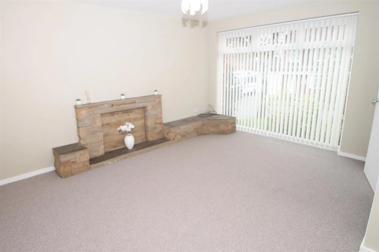 Quantock Close, Halesowen, photo 8
