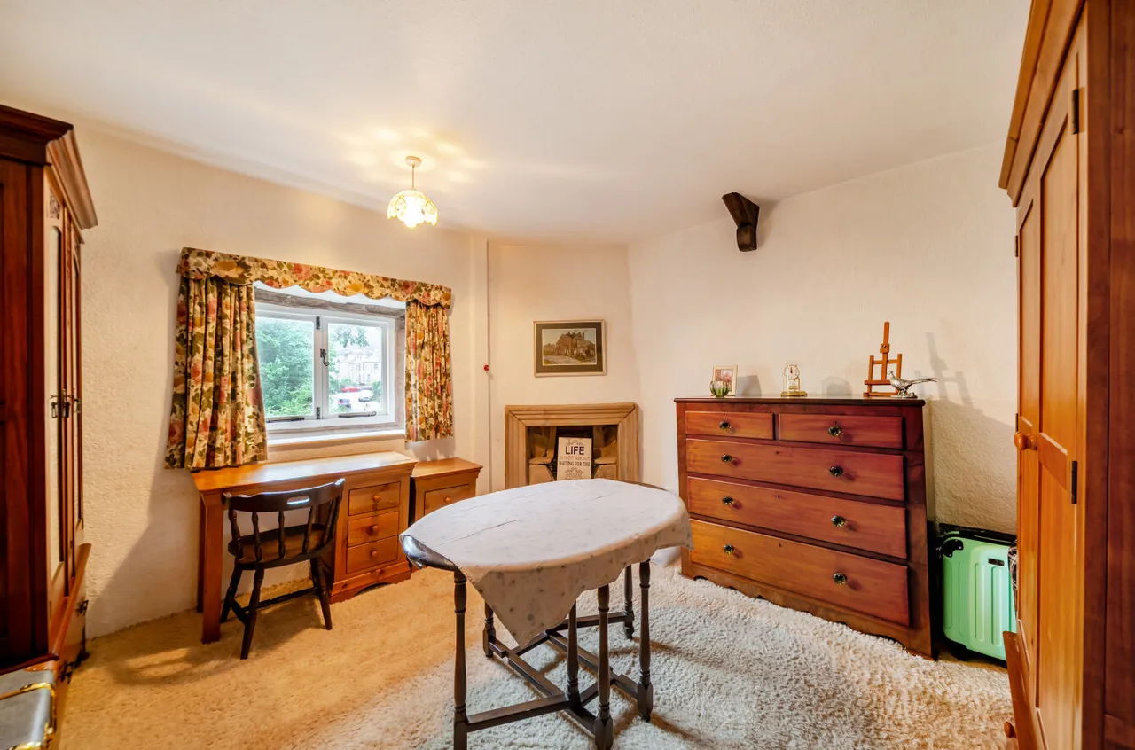 Brook View, Carleton, BD23, photo 9