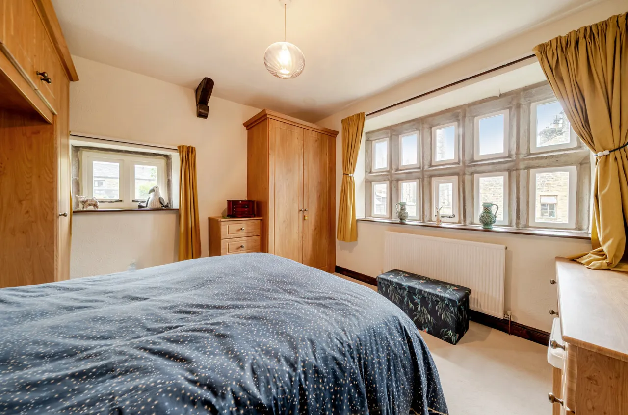 Brook View, Carleton, BD23, photo 18