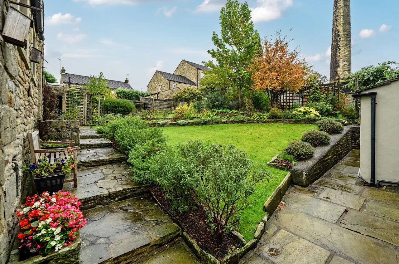 Brook View, Carleton, BD23, photo 25