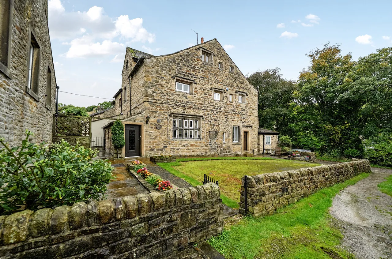 Brook View, Carleton, BD23, photo 23