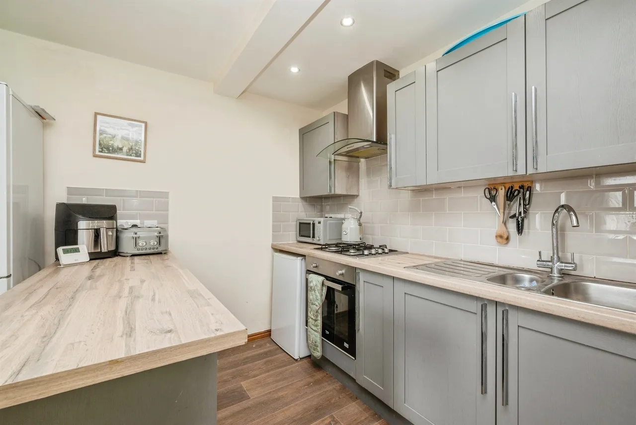 2 bed flat for sale — Kent Square, Great Yarmouth