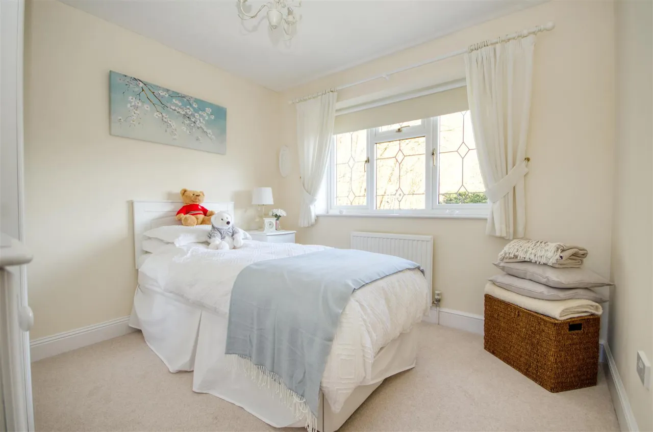 Holly Gardens, West End, Southampton, SO30 3RW, photo 12