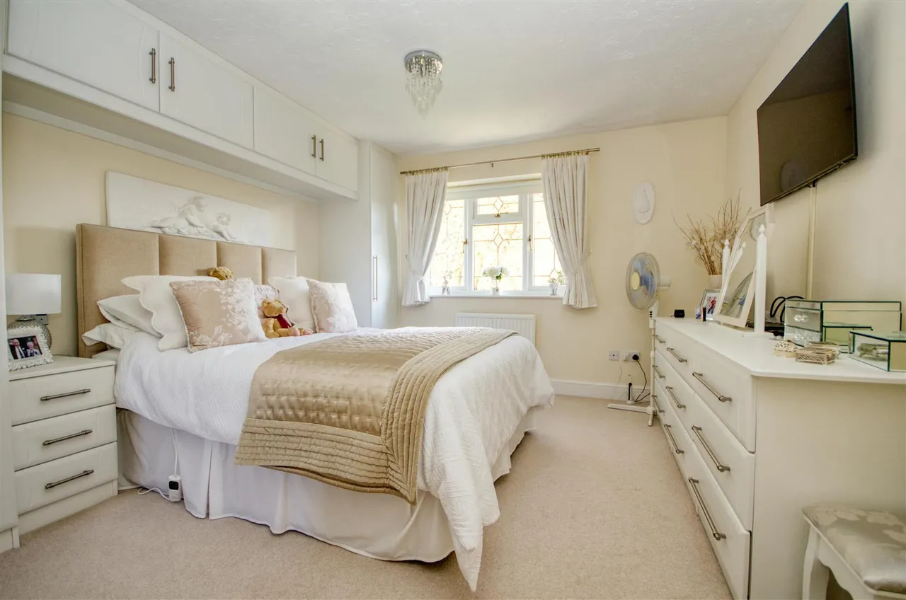 Holly Gardens, West End, Southampton, SO30 3RW, photo 7