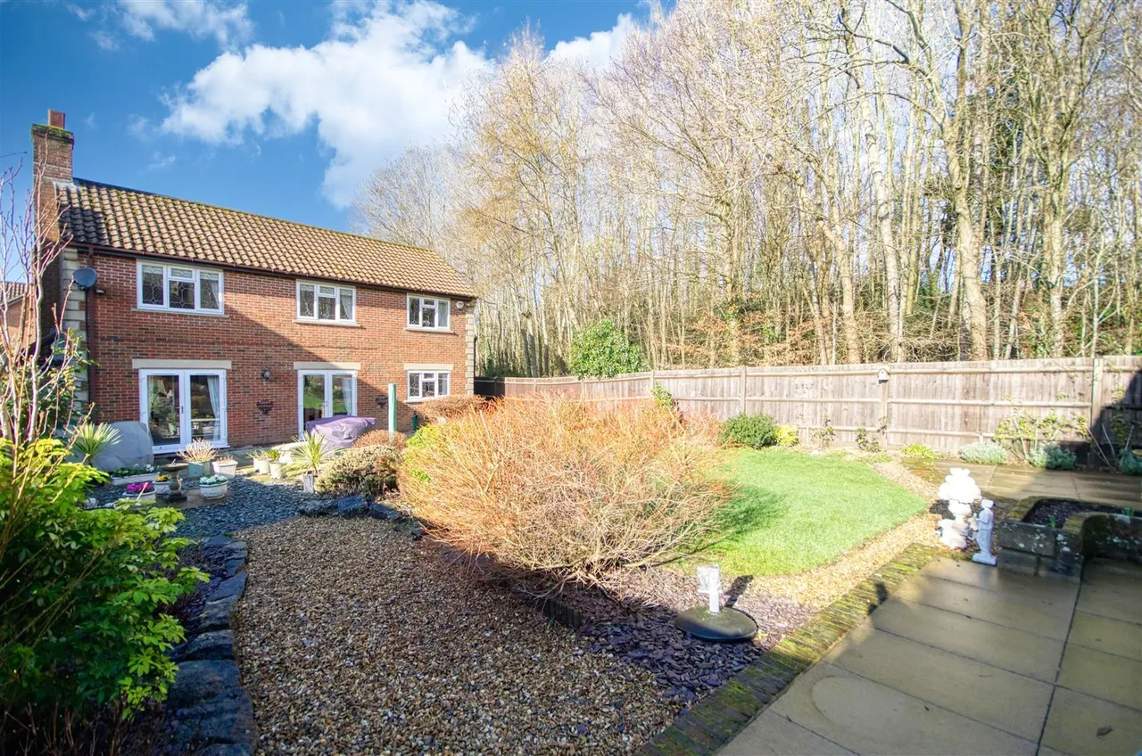 Holly Gardens, West End, Southampton, SO30 3RW, photo 14