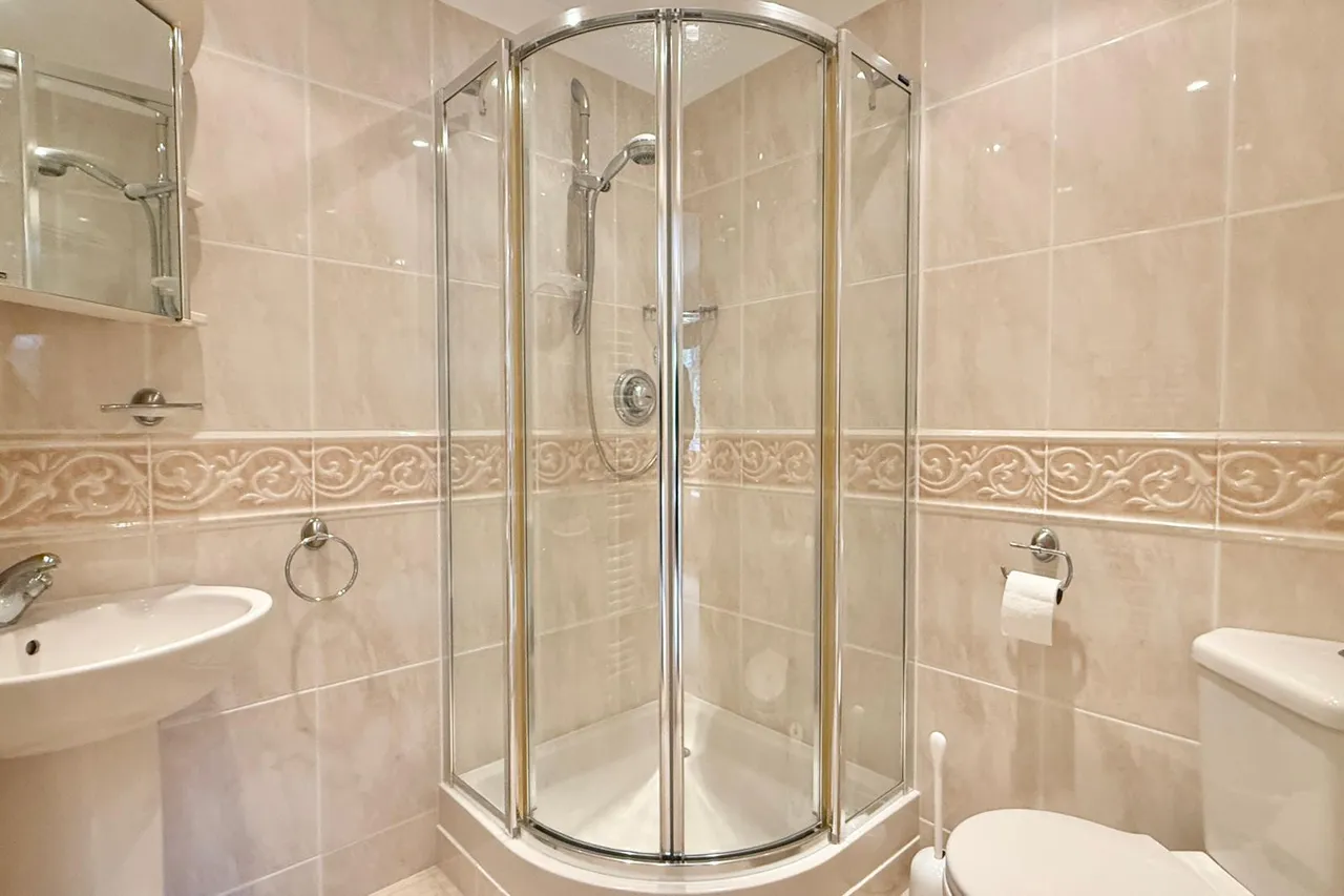 St. Ives Park, Ashley Heath, BH24, photo 15