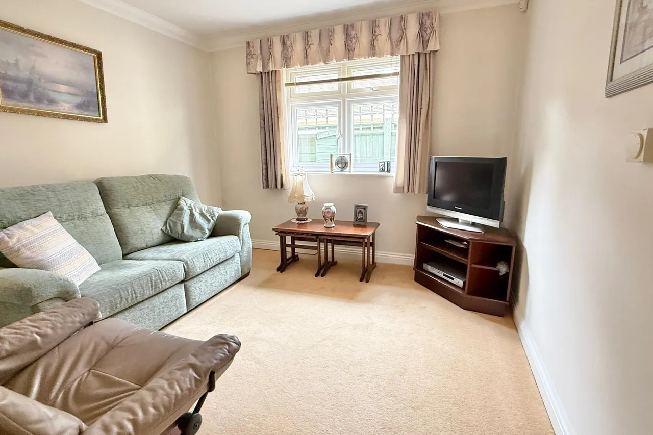 St. Ives Park, Ashley Heath, BH24, photo 16