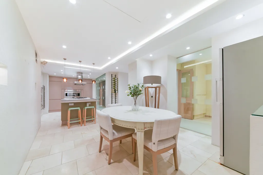 2 bed flat to rent, Clanricarde Gardens, London, W2
