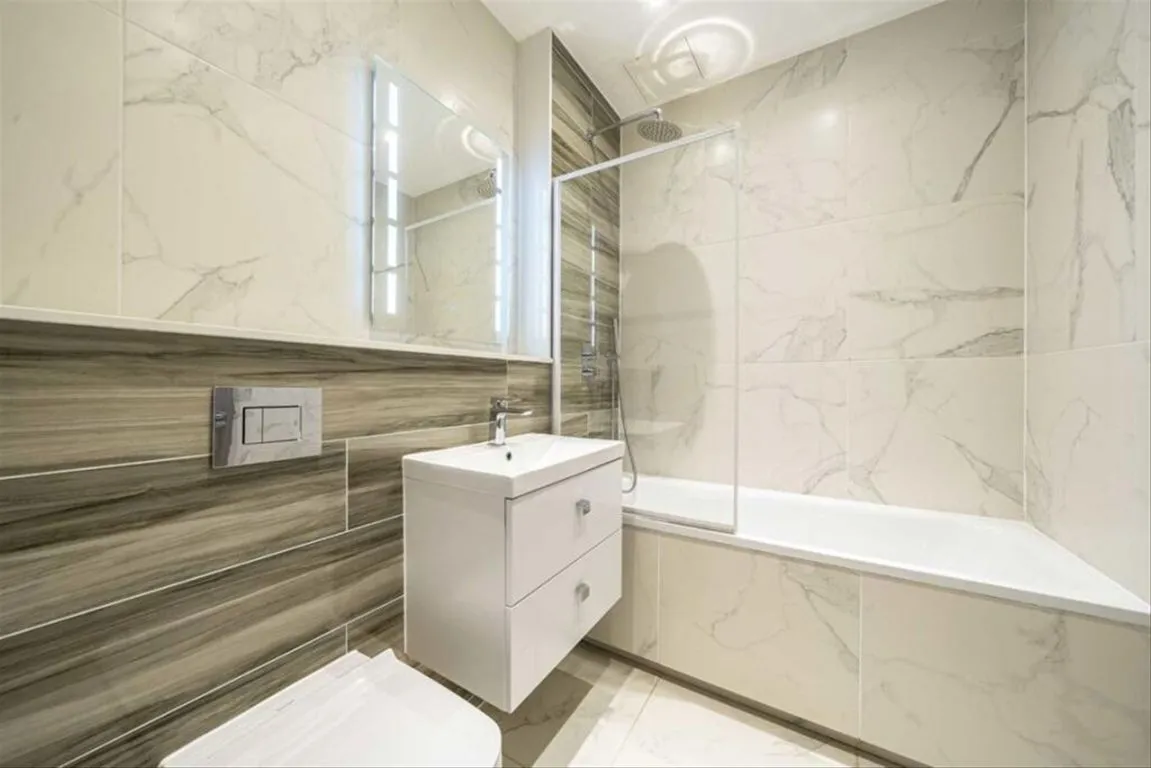 Baker Street, Weybridge, KT13, photo 4
