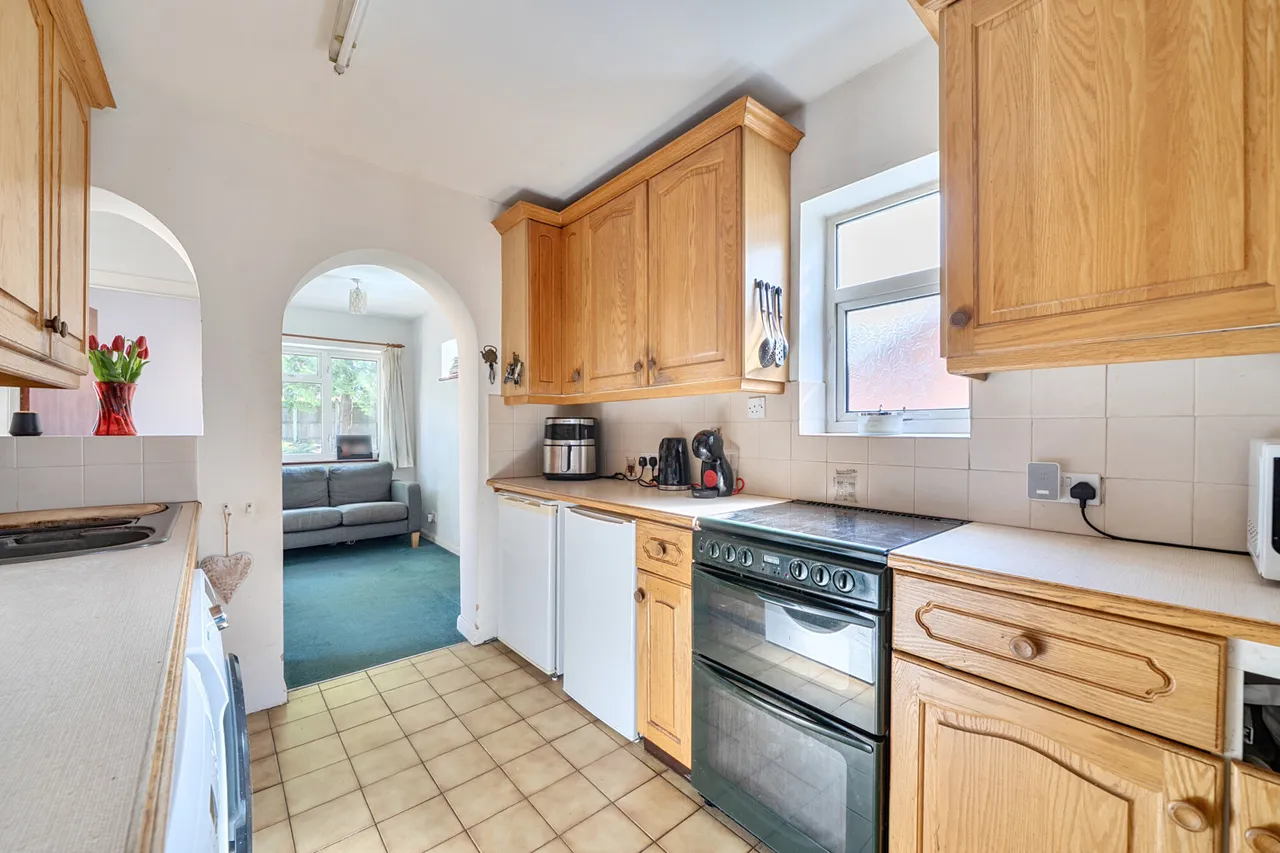 Edinburgh Drive, Ickenham, UB10, photo 19
