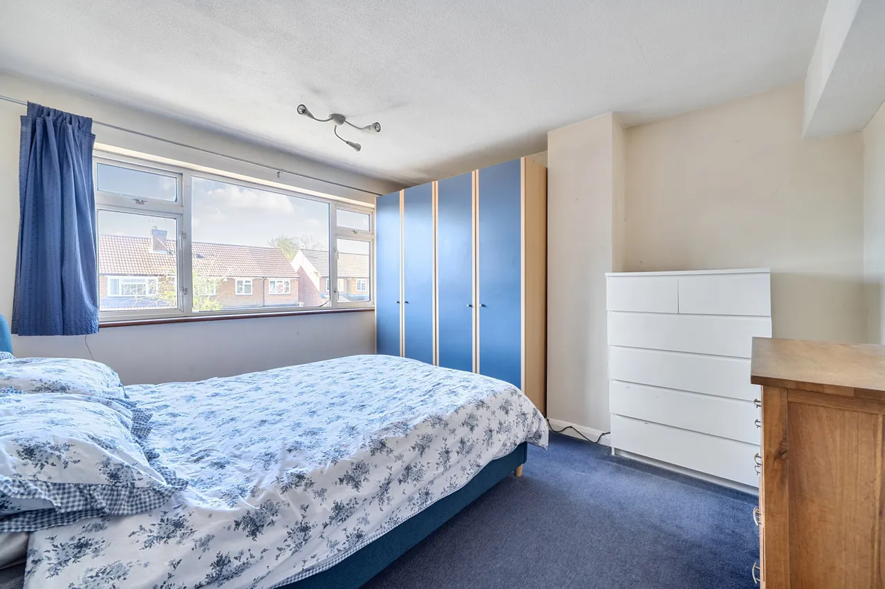 Edinburgh Drive, Ickenham, UB10, photo 6