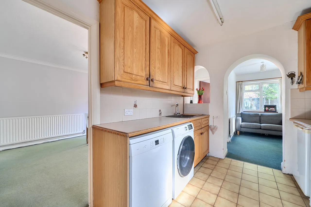 Edinburgh Drive, Ickenham, UB10, photo 18
