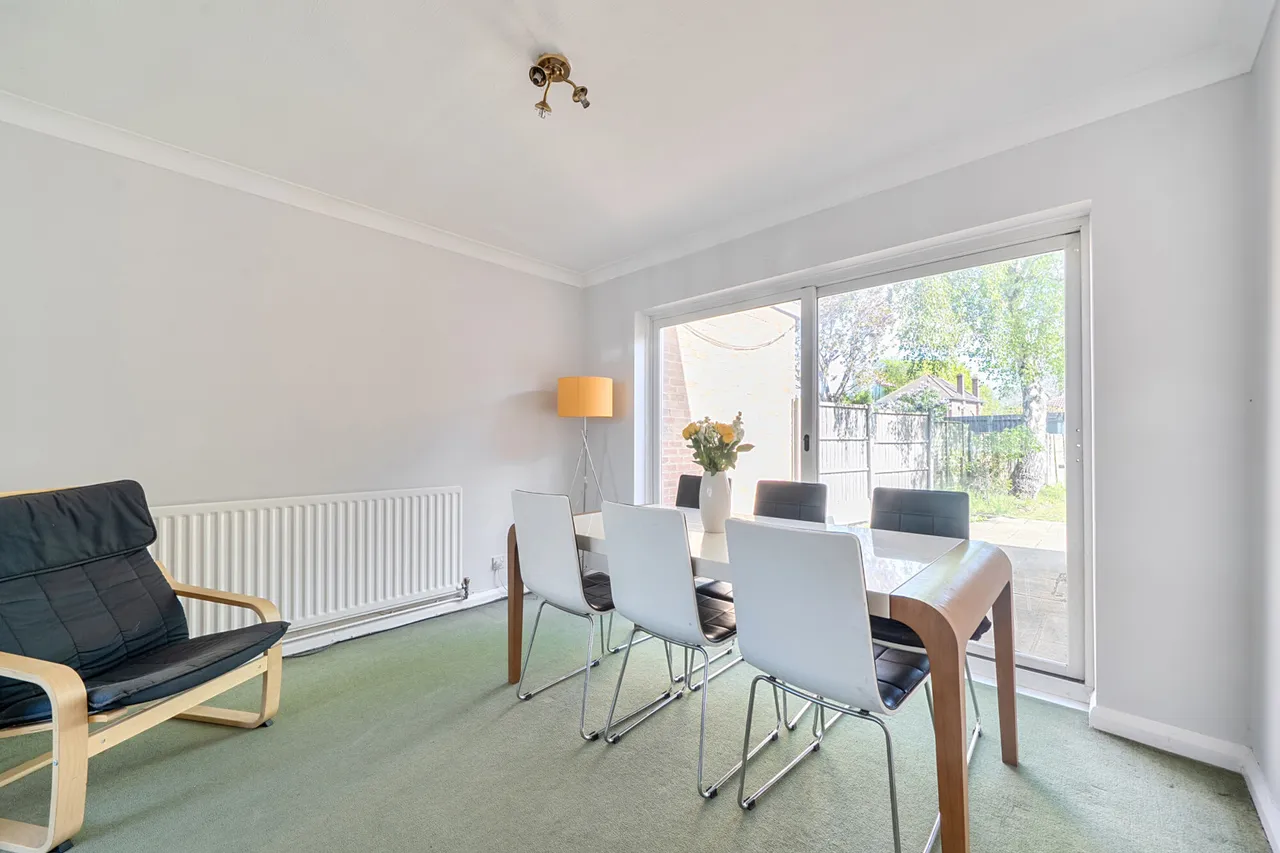 Edinburgh Drive, Ickenham, UB10, photo 4