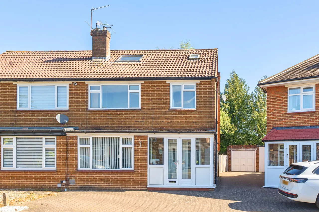 Edinburgh Drive, Ickenham, UB10, photo 23