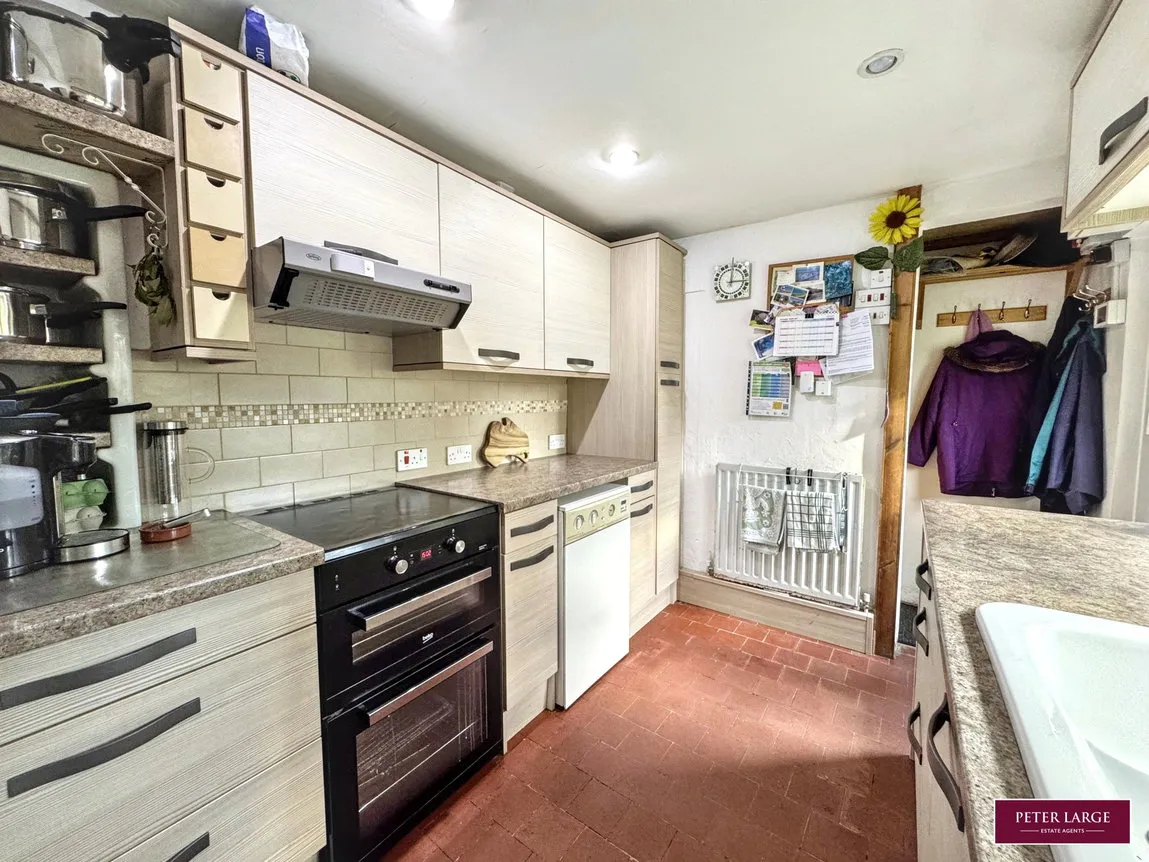 Llanerch-y-Mor, Mostyn, CH8, photo 8