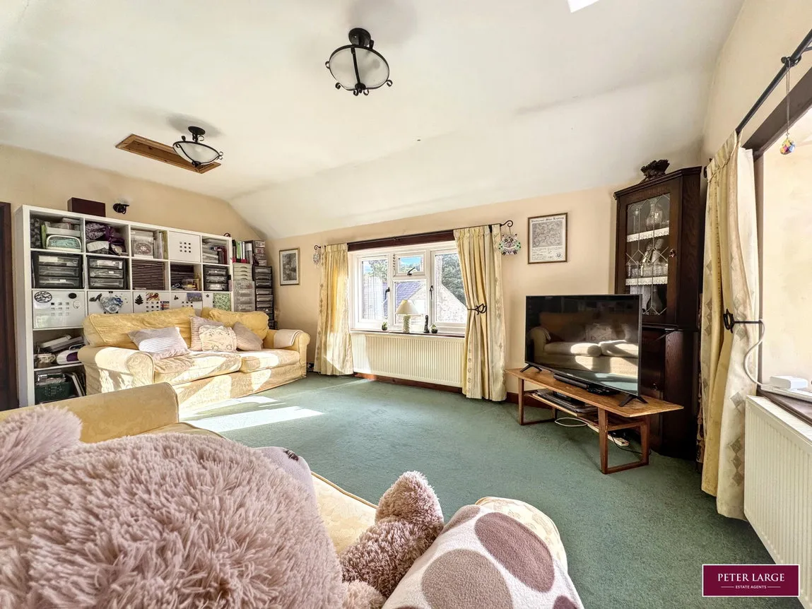 Llanerch-y-Mor, Mostyn, CH8, photo 2