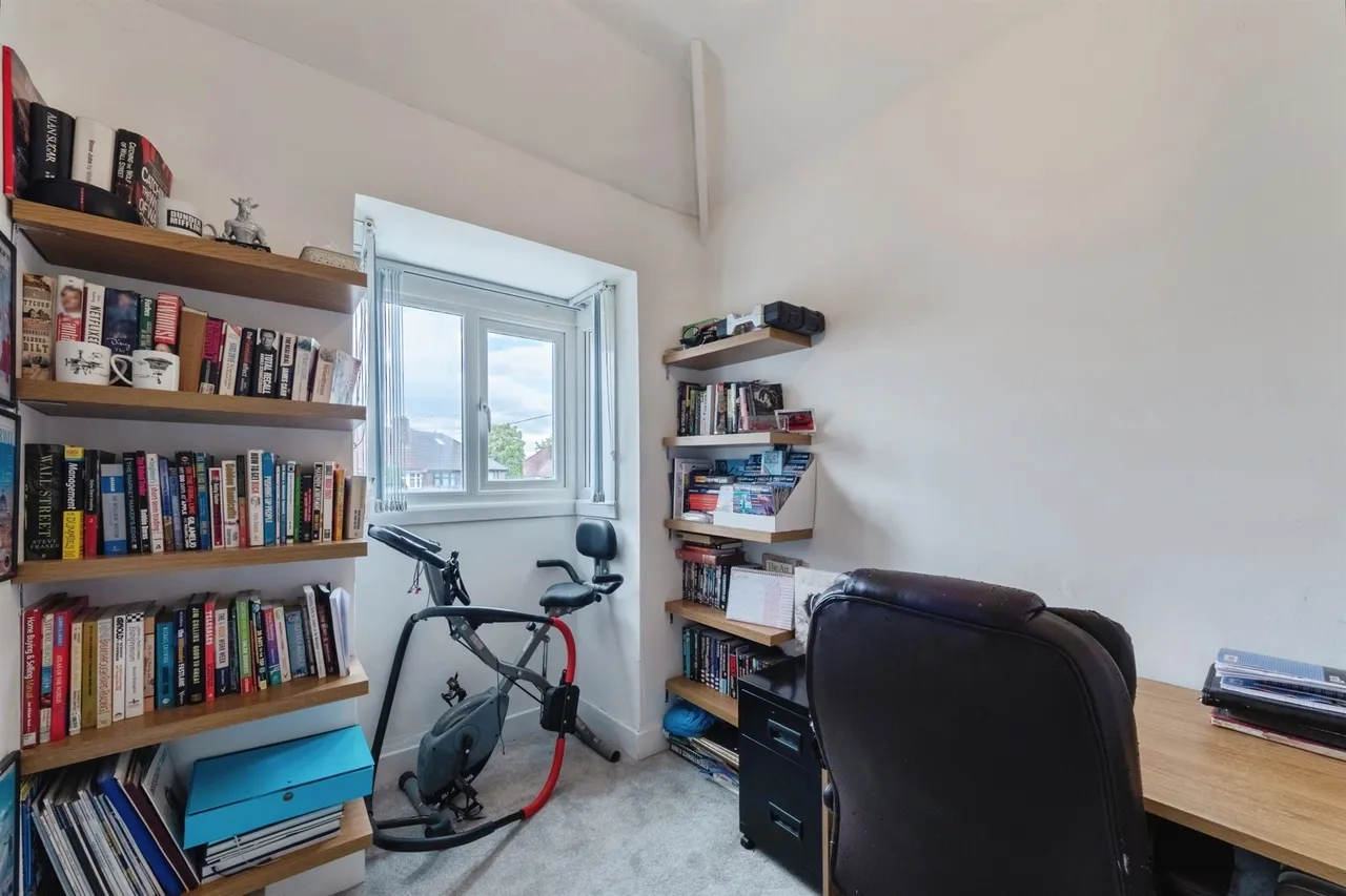 Lulworth Road, Birmingham, B28, photo 17