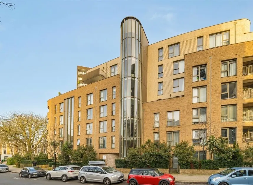 3 bed flat for sale — Lawn Road, Belsize Park, NW3
