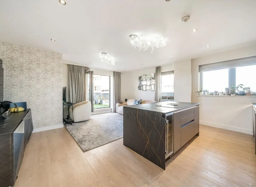 Lawn Road, Belsize Park, NW3, photo 2