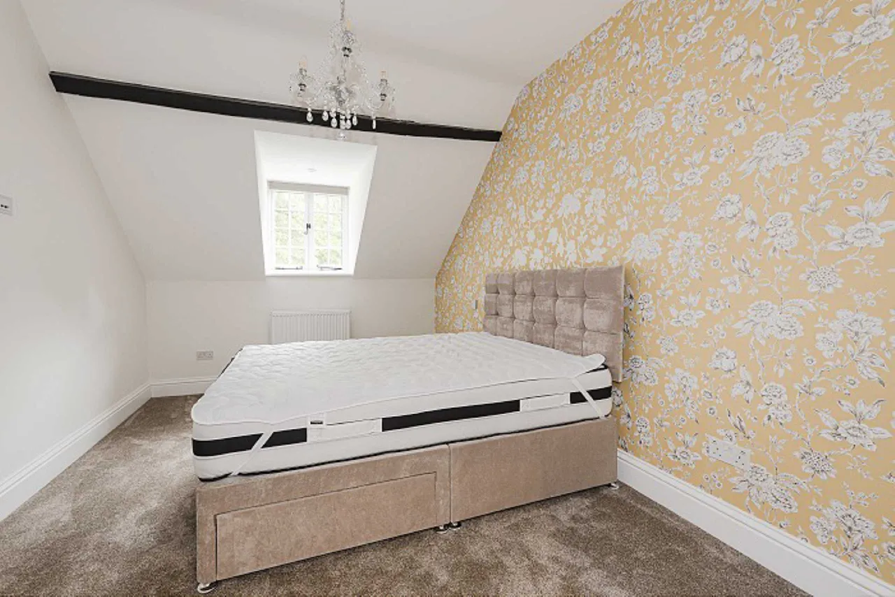 Clamp Hill, Stanmore, Middlesex, HA7 3JQ, photo 21
