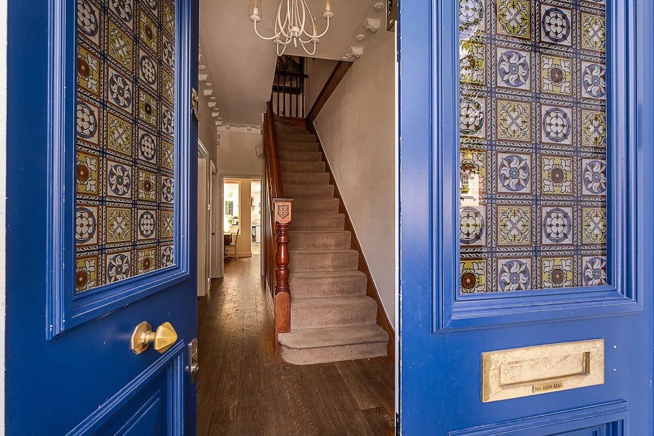 Cromford Road, London, SW18, photo 12