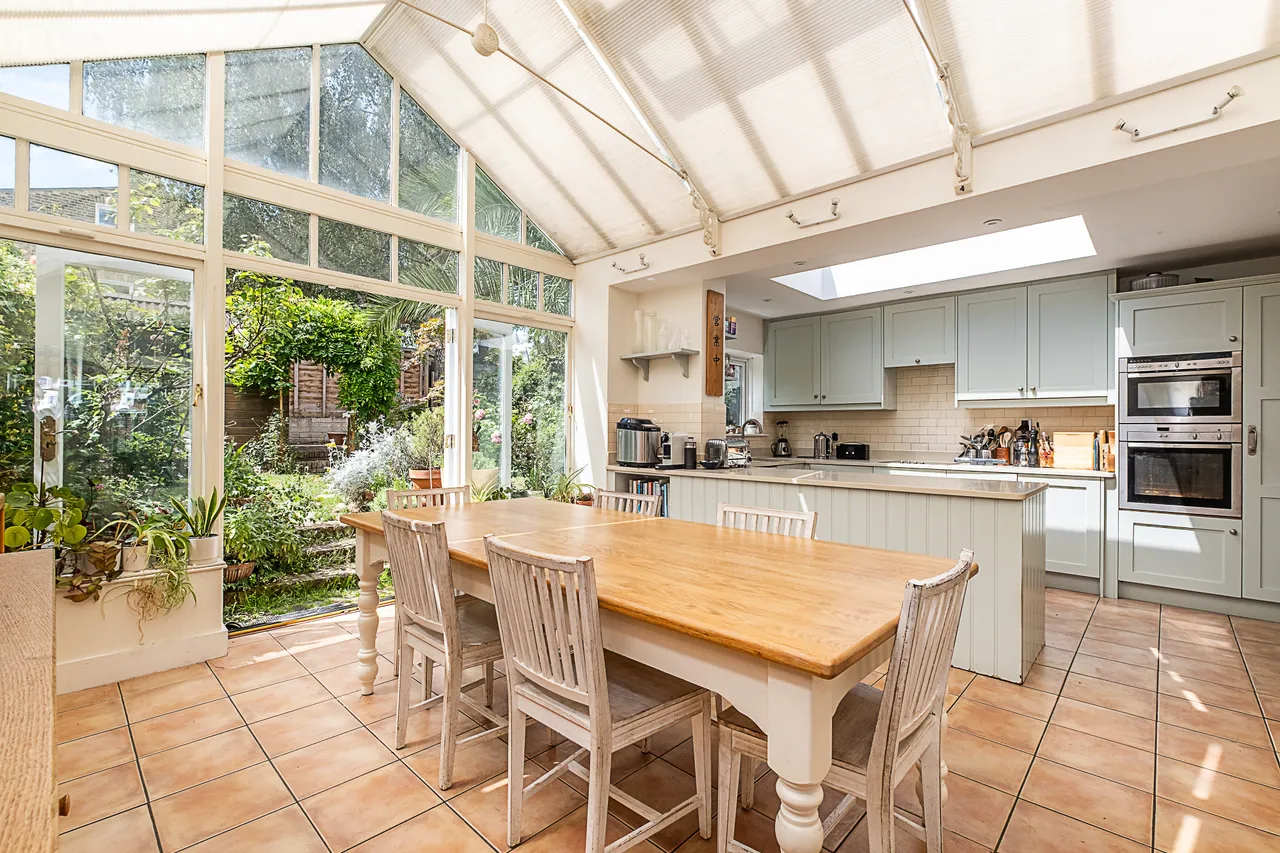 Cromford Road, London, SW18, photo 4