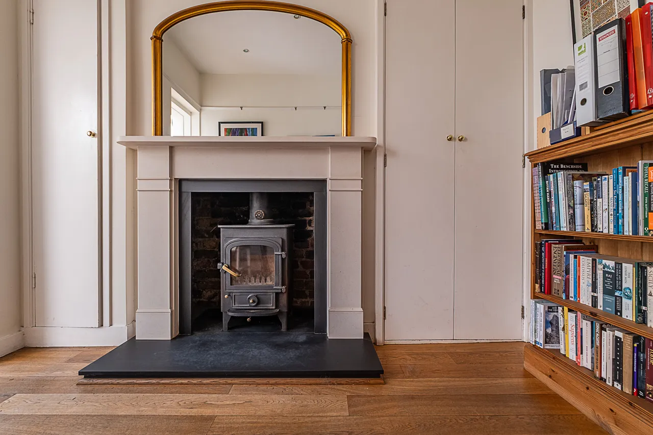 Cromford Road, London, SW18, photo 10