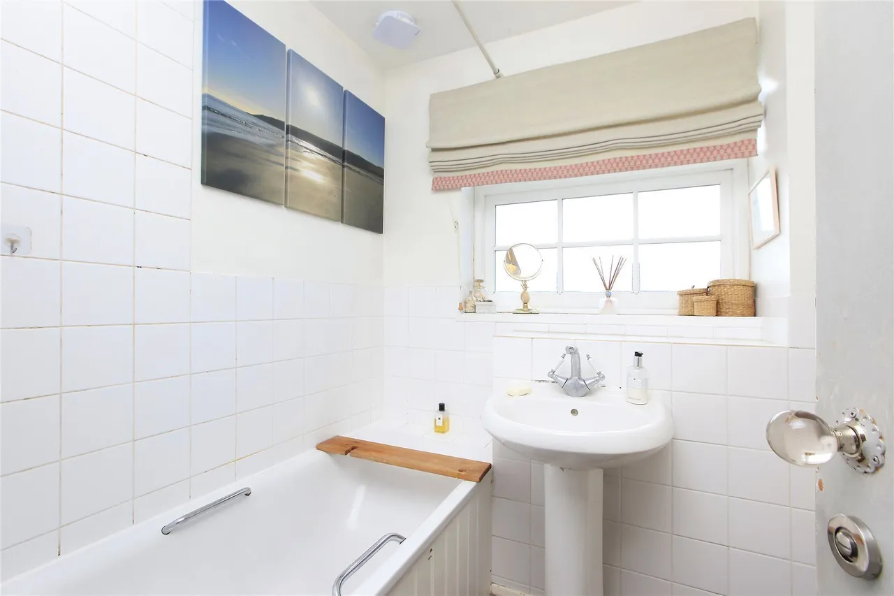 St Catherines Close, Wandsworth Common, SW17, photo 8