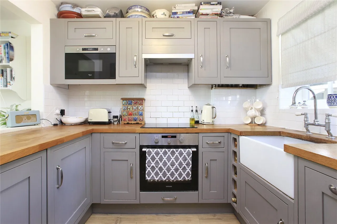 St Catherines Close, Wandsworth Common, SW17, photo 4