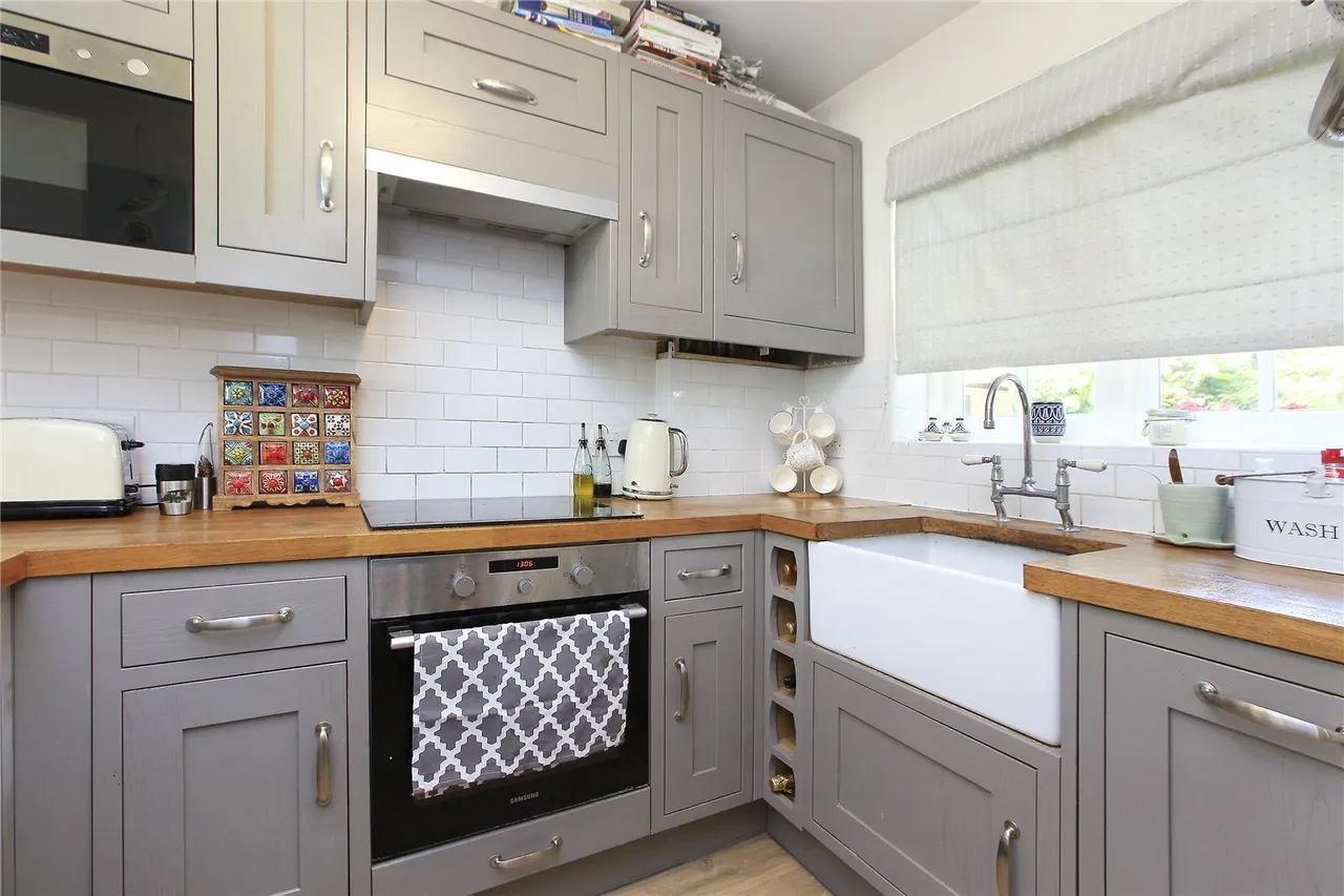 St Catherines Close, Wandsworth Common, SW17, photo 14