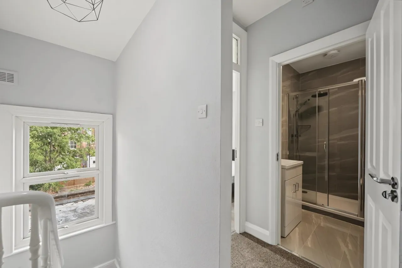 Loveridge Road, London, NW6, photo 11