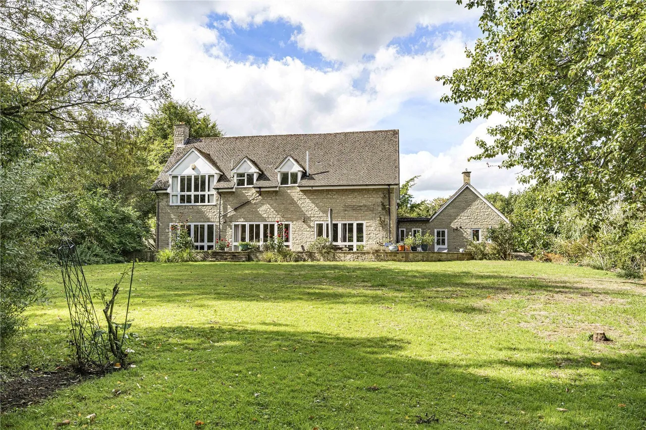 7 bed property for sale, Mill End, Kidlington, OX5