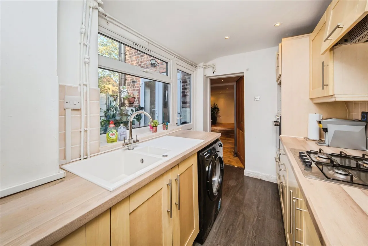 Weaver Road, Northwich, Cheshire, CW8, photo 3