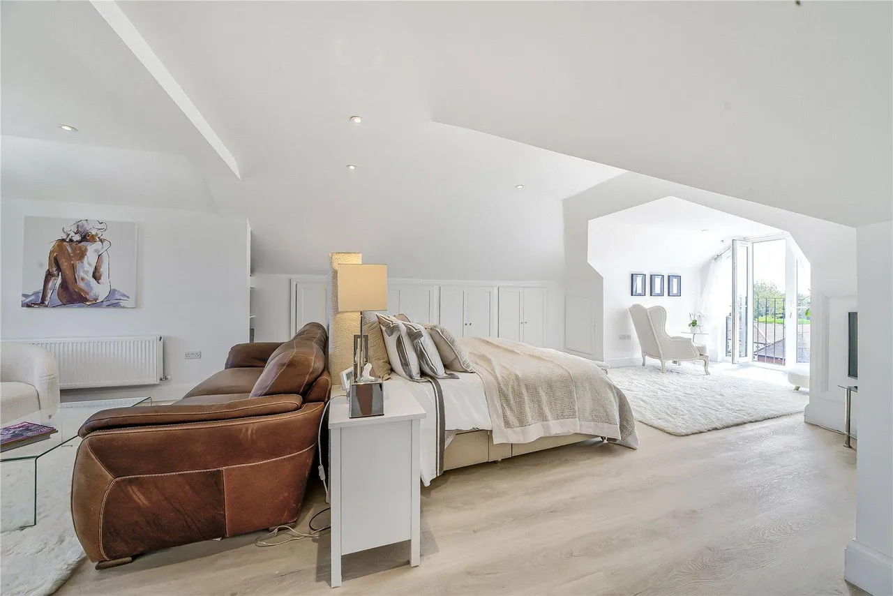 Completely Reimagined Coastal Home, Six Bedrooms, photo 22