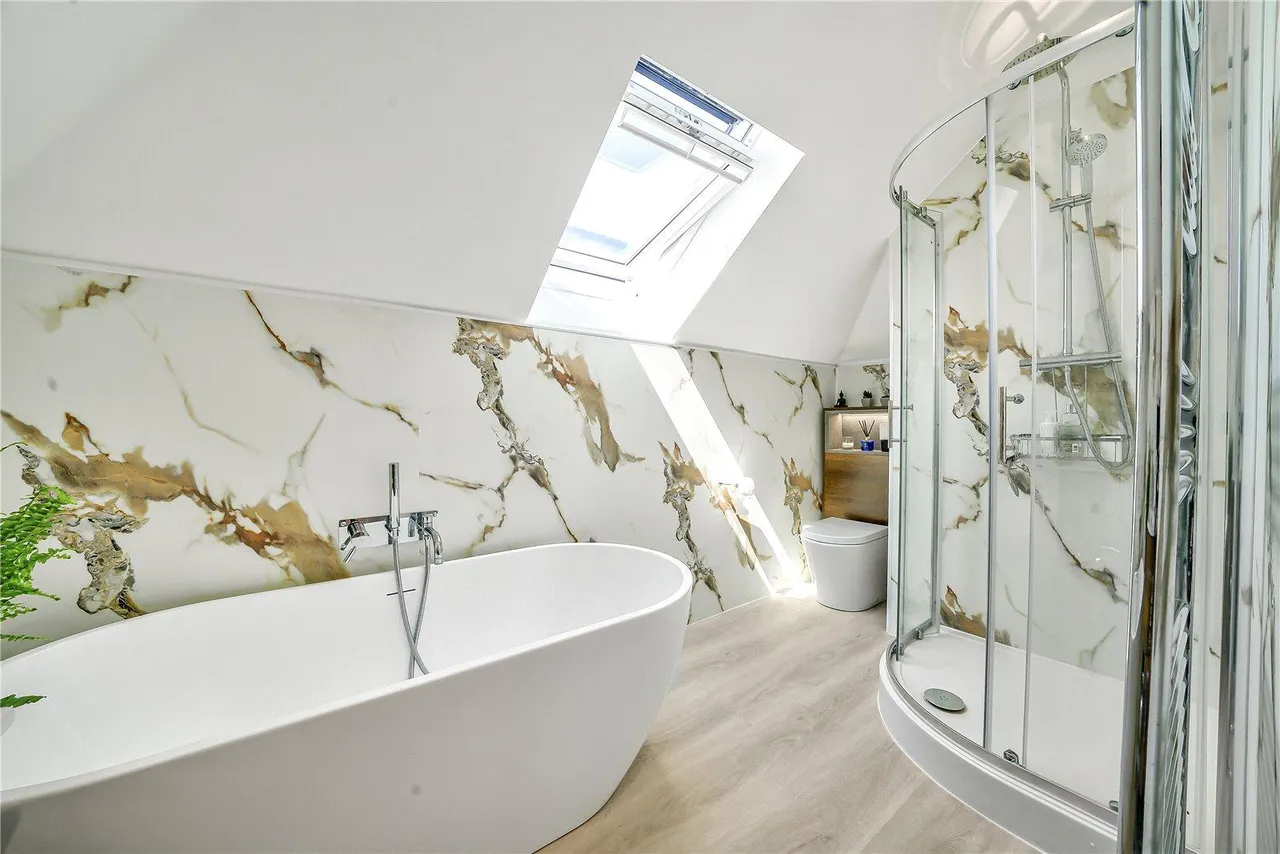 Completely Reimagined Coastal Home, Six Bedrooms, photo 24