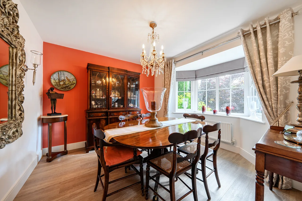 Martindales, Southwater, RH13, photo 4
